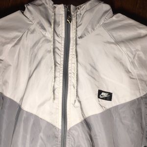 Nike windbreaker